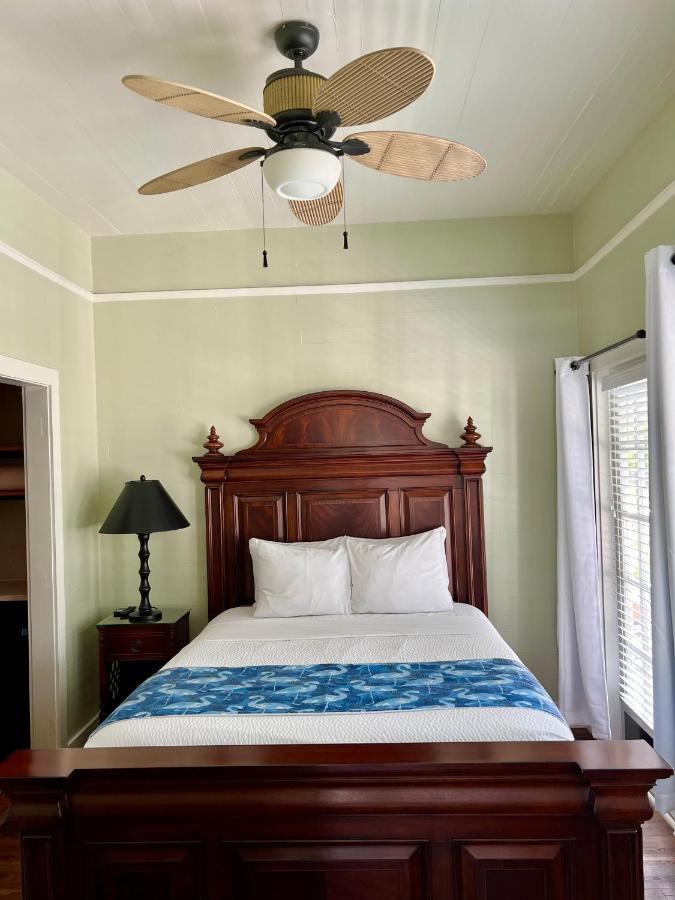 The Porch On Frances - Adults Exclusive Gasthof